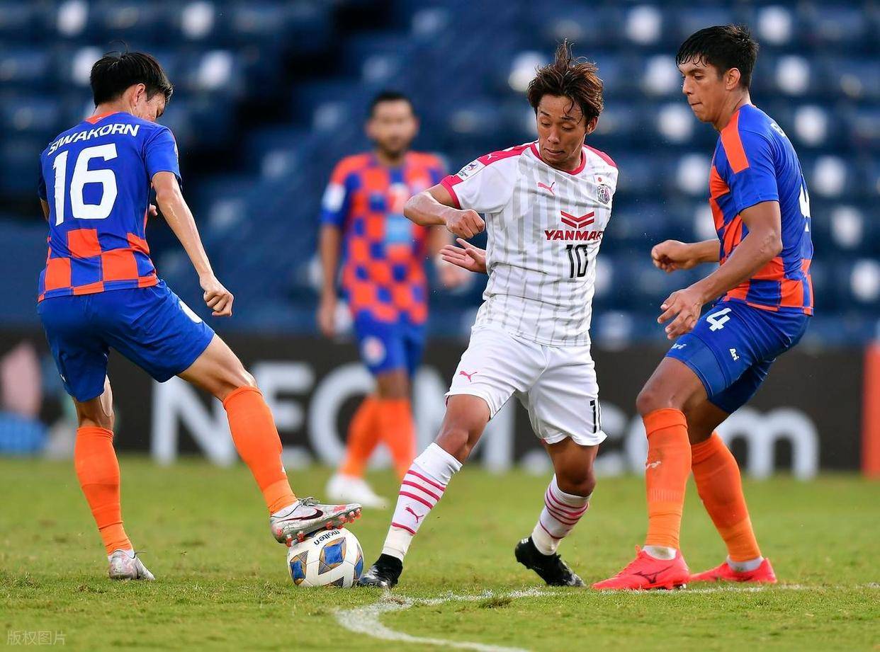 大阪球队在国际比赛中取得胜利英文