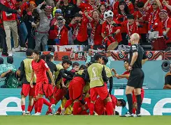 亚洲顶尖球队再次交锋,结果惊心动魄了